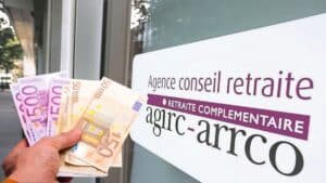 augmentation agirc arrco