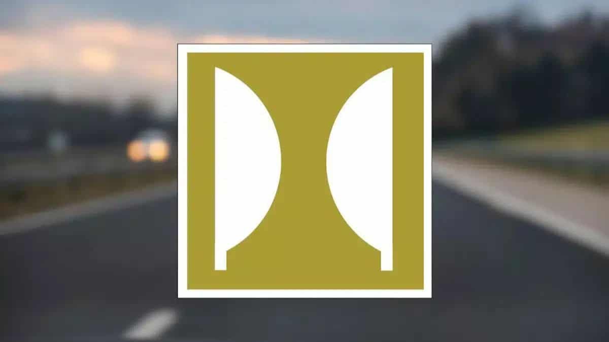 nouveau panneau de signalisation