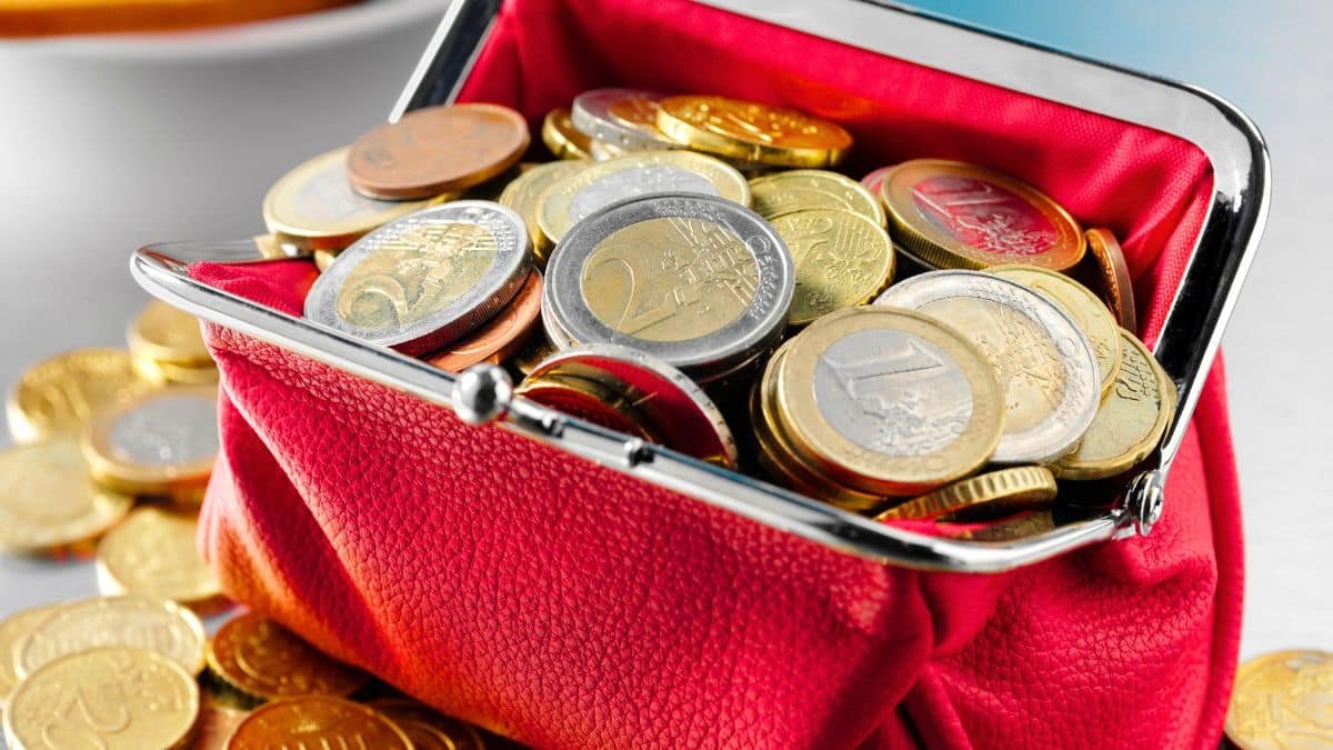 votre porte monnaie pourrait cacher un trésor découvrez quelle pièce pourrait multiplier sa valeur par 50