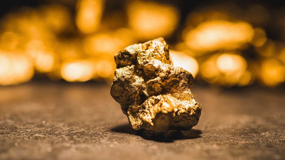 cet appareil électronique que nous jetons tous contient 450 milligrammes d'or 22 carats