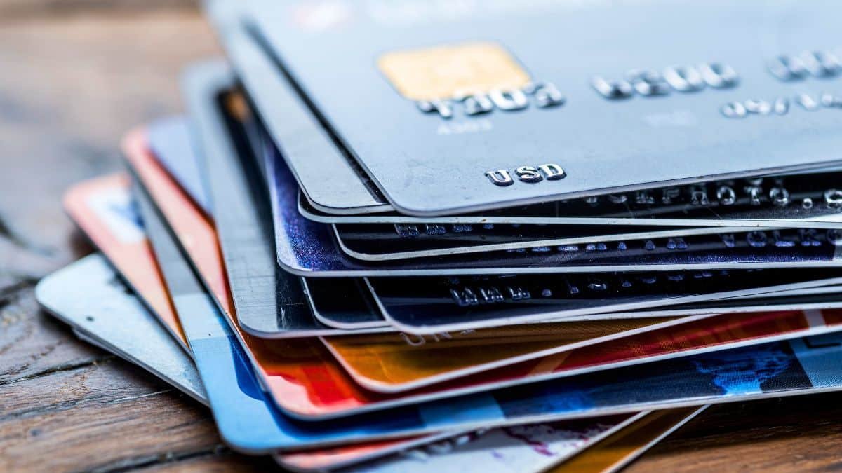 fini les cartes bancaires classiques les banques actent un changement radical dans vos paiements au quotidien