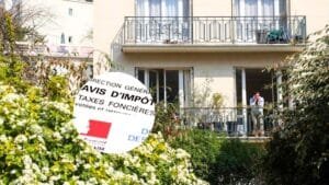 terrasses, balcons cette taxe foncière supplémentaire en 2025 va faire exploser la note, voici l'augmentation